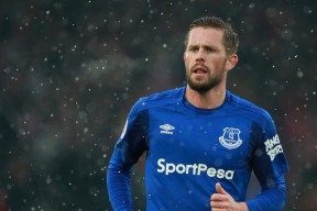 国际足联世界杯2026-Doinb哑火，MAD临危受命逆天改命